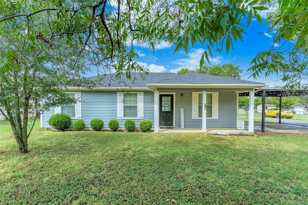 Lewis St, Rio Vista, TX 76093