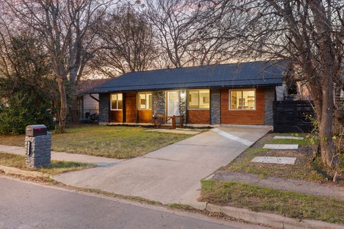 6904 Cherry Meadow Dr, Austin, TX, 78745-5334 | Card Image