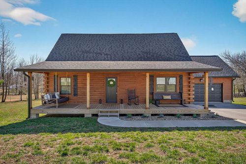 108 Crestview Ln, Livingston, TN, 38570-2184 | Card Image