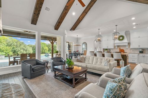 469 Christian Way, Azle, TX, 76020-5485 | Card Image