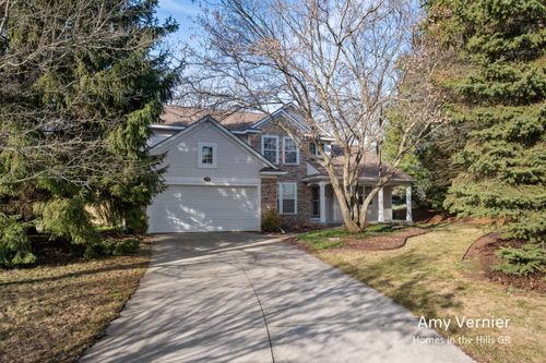 2755 Arbor Chase Dr, Grand Rapids, MI, 49525-9452 | Card Image