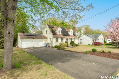 75 Village St, Bristol, CT, 06010-8037 | Card Image