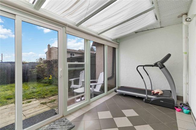 Sun Room | Image 33