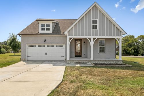 2701 Rushmore Dr, Chapel Hill, TN, 37034-1411 | Card Image