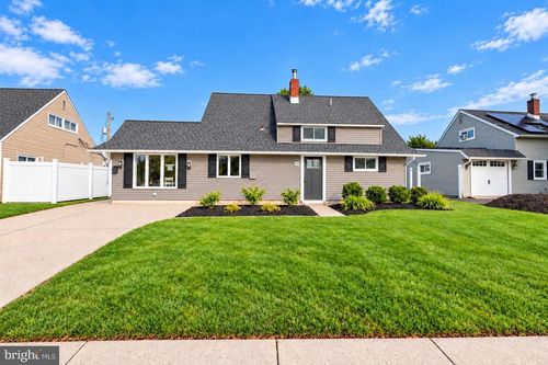 46 Newberry Ln, LEVITTOWN, PA, 19054-3814 | Card Image