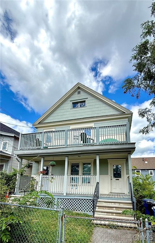 129 Ashworth Pl, Syracuse, NY, 13210-1917 | Card Image