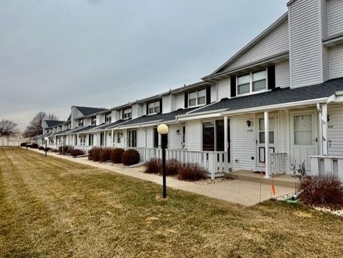 2552 Liberty Ln, Janesville, WI, 53545-0553 | Card Image