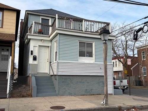 1713 Hummock Ave, Atlantic City, NJ, 08401-2149 | Card Image