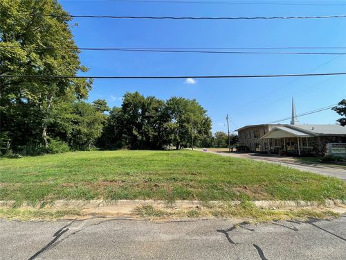 1017 5th St Ne, Paris, TX, 75460-2923 | Card Image