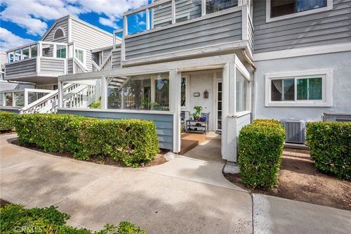 322-73 Huntington, Irvine, CA, 92620-5702 | Card Image