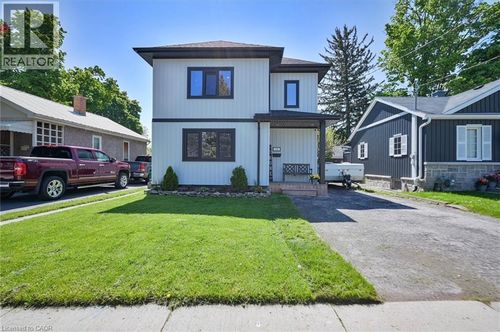 15 Manchester Street, Cambridge, ON, N1R1R5 | Card Image
