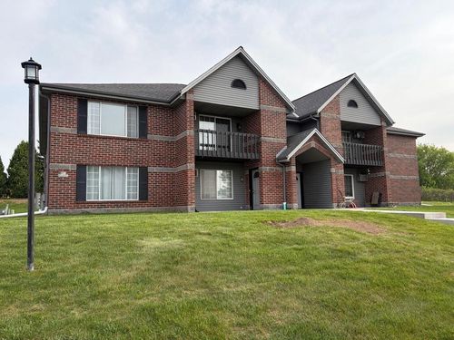 S75W16775 Jacob Court, Muskego, WI, 53150 | Card Image