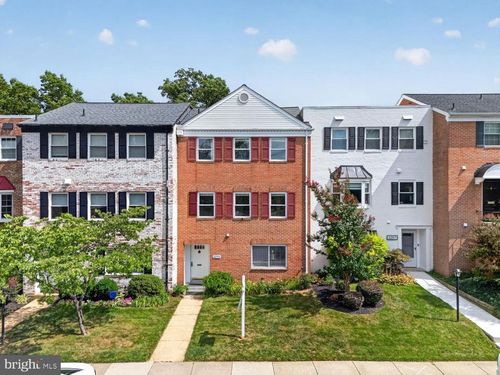 2255 Cedar Ln, VIENNA, VA, 22182-5242 | Card Image