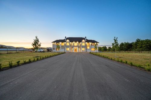 39321 Blacklock Road, Abbotsford, BC, V3G1S6 | Card Image