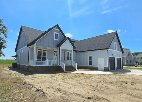 218 Ibis Way, Elizabeth City, NC, 27909-8739 | Card Image