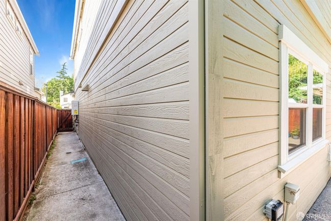 228 Stranahan Cir, House other with 3 bedrooms, 3 bathrooms and 4 parking in Clayton CA | Image 31