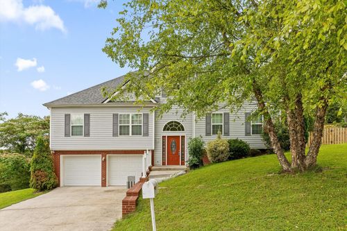 330 Celestial Lane, Hixson, TN, 37343 | Card Image
