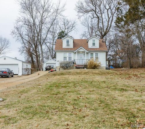 2331 Hood Ave, Overland, MO, 63114-3609 | Card Image