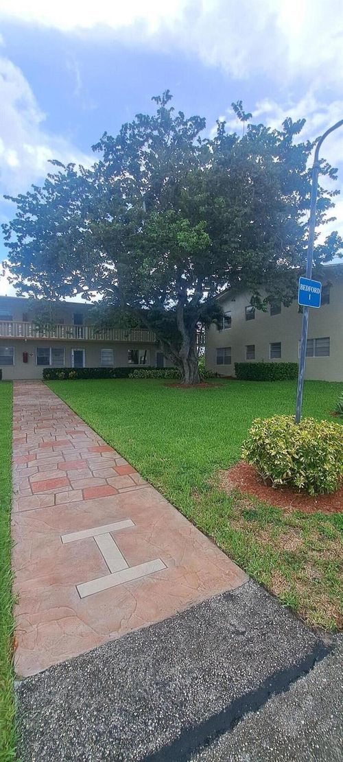 230-230 Bedford I, West Palm Beach, FL, 33417-2246 | Card Image