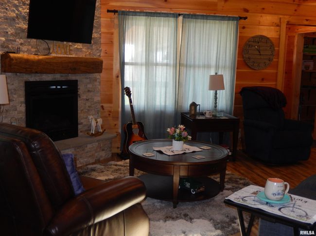 20195 N 1150 Th Rd, House other with 2 bedrooms, 2 bathrooms and null parking in Adair IL | Image 9