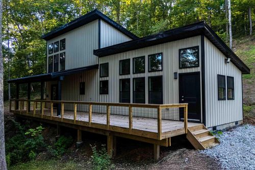 3 S Fork Rd, Stanton, KY, 40380-8071 | Card Image