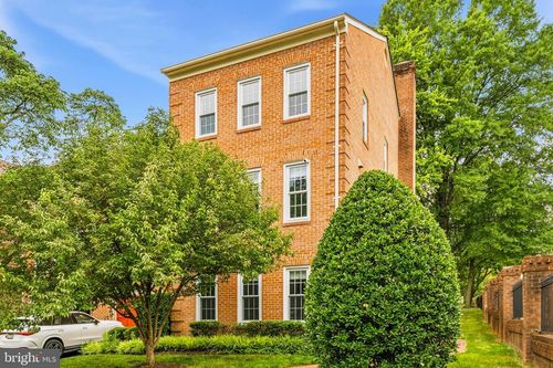 20 S Montana St, ARLINGTON, VA, 22204-1062 | Card Image