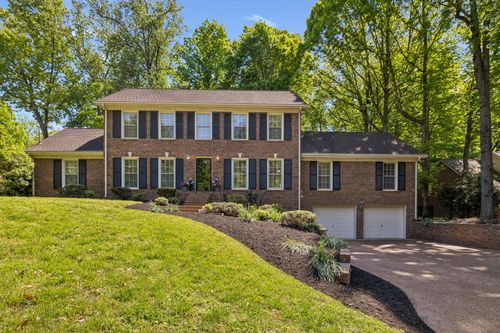 116 Bayview Dr, Hendersonville, TN, 37075-5158 | Card Image