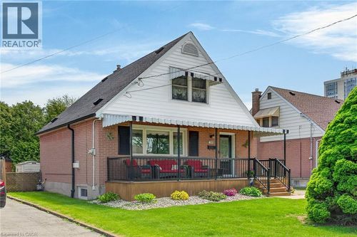 263 East 38th Street, Hamilton, ON, L8V4G2 | Card Image