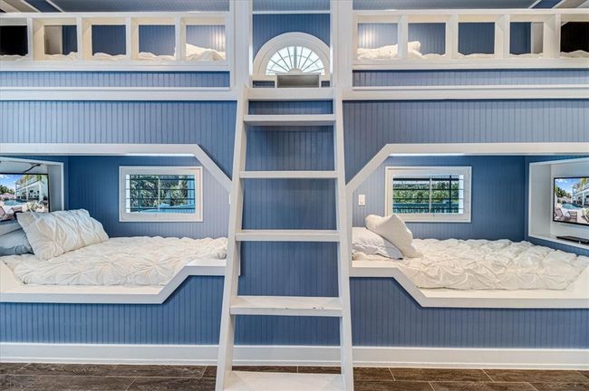 827 Ocean Side, House other with 3 bedrooms, 4 bathrooms and 4 parking in Port Aransas TX | Image 25