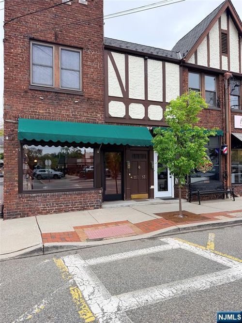 13 Sheridan Ave, Ho Ho Kus, NJ, 07423-1538 | Card Image