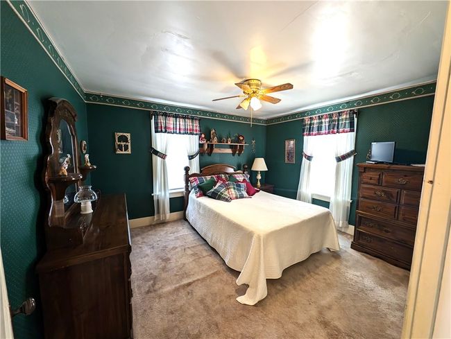 408 S Hickory St, House other with 3 bedrooms, 1 bathrooms and 1 parking in Scottdale PA | Image 10