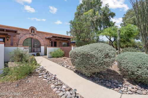 c-360 S Paseo Pena, Green Valley, AZ, 85614-7044 | Card Image