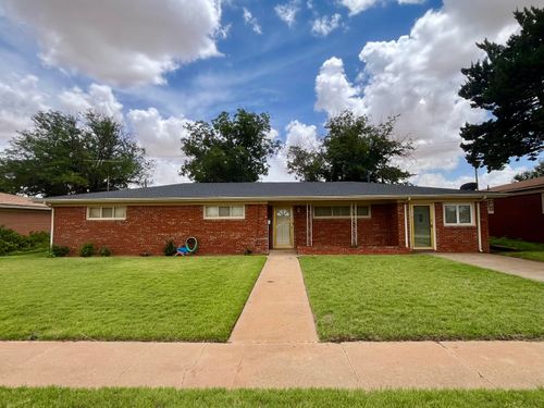 1214 E Buckley St, Brownfield, TX, 79316-5804 | Card Image