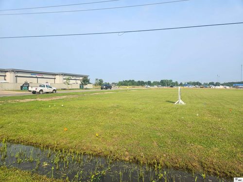 8715 Highway 165 N, Monroe, LA, 71203-8907 | Card Image