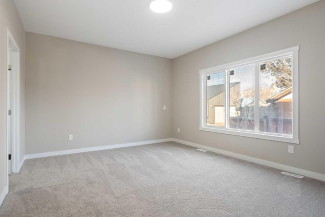 906 Macleod Trail Sw, House other with 5 bedrooms, 3 bathrooms and 3 parking in High River AB | Image 12