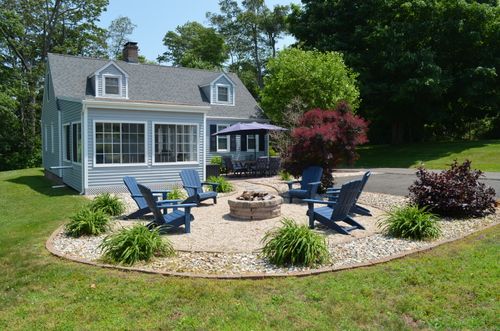 55 Cloudland Rd, North Haven, CT, 06473-4007 | Card Image
