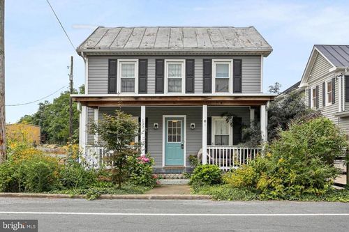 102 Woodsboro Creagerstown Rd, WOODSBORO, MD, 21798-8502 | Card Image