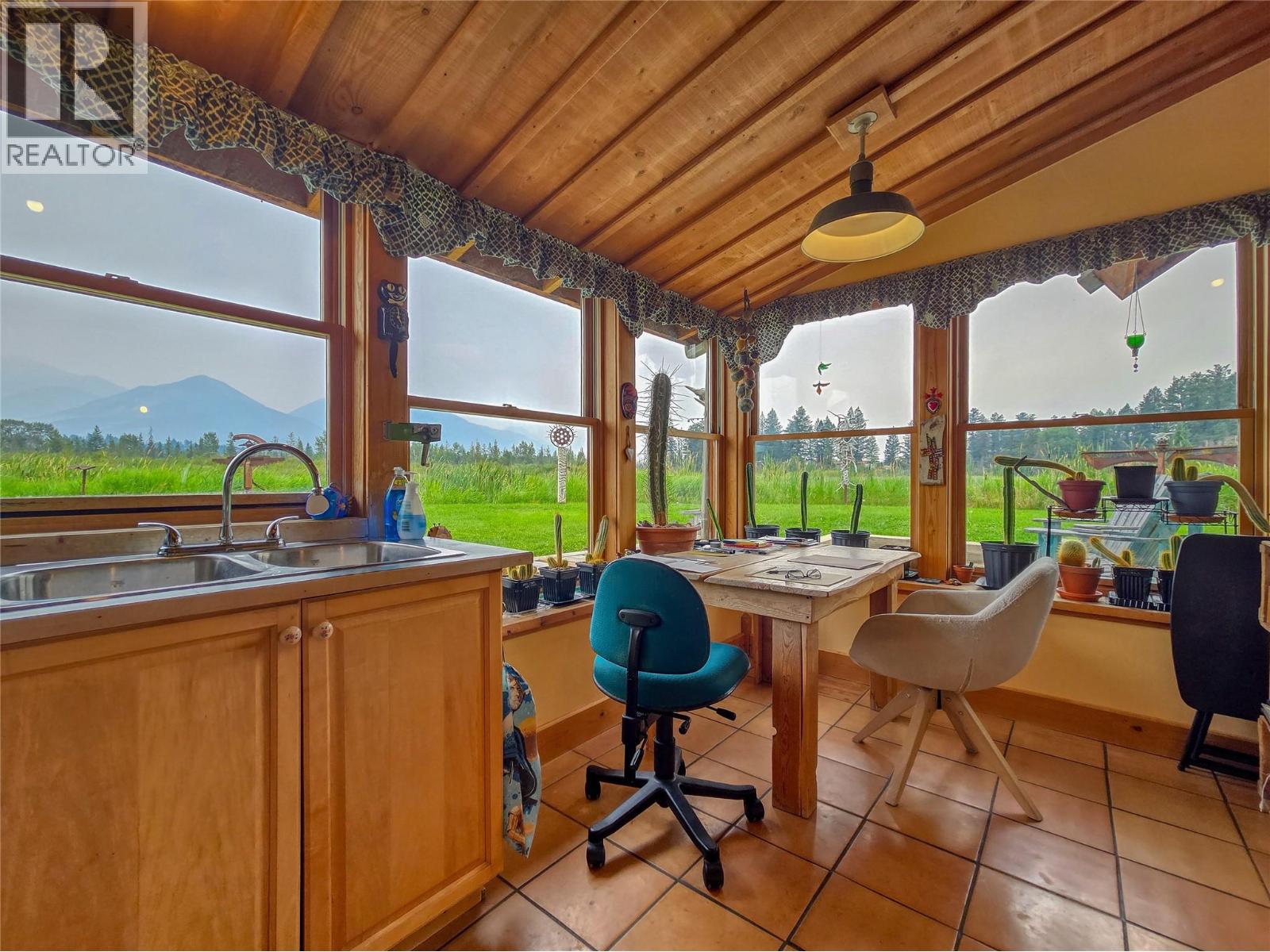 Residential in Invermere 3