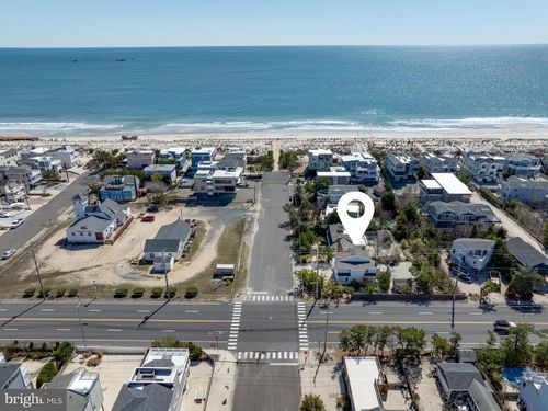 2 E Cumberland Ave, Harvey Cedars, NJ, 08008-5724 | Card Image