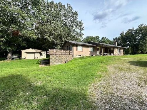 3815 Highway 201 N, Mountain Home, AR, 72653-8232 | Card Image