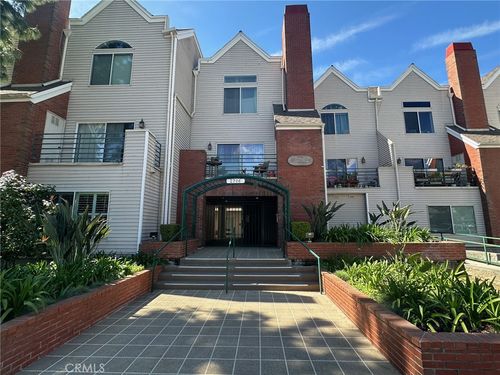 111-2706 Honolulu Ave, Montrose, CA, 91020-1751 | Card Image