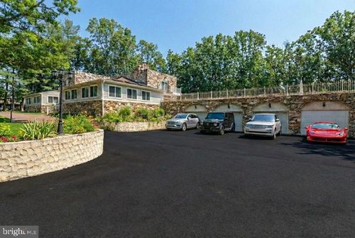 11701 Locust Dale Ct, BOWIE, MD, 20721-2564 | Card Image