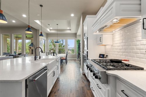 403 Baldovino Skwy, Lakeway, TX, 78738-6089 | Card Image