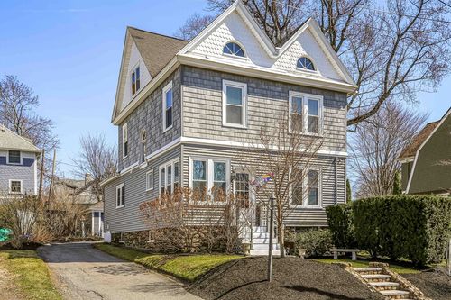 1 Ashmore Rd, Worcester, MA, 01602-1823 | Card Image