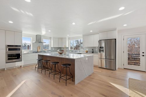 866 E Roosevelt Ave, Salt Lake City, UT, 84105-2235 | Card Image