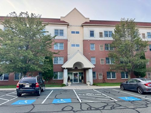 apt-409-20 Heaths Ct, Lynn, MA, 01905-2654 | Card Image