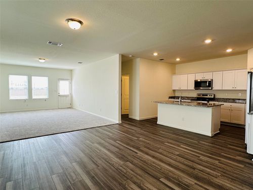 108 Pronghorn St, Hutto, TX, 78634-5821 | Card Image