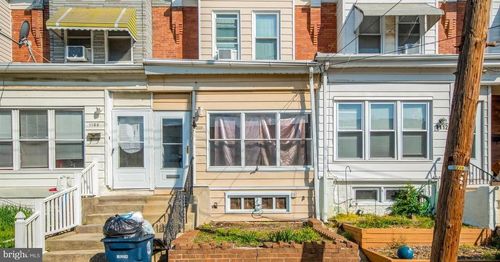 1110 E 11th St, CRUM LYNNE, PA, 19022-1353 | Card Image