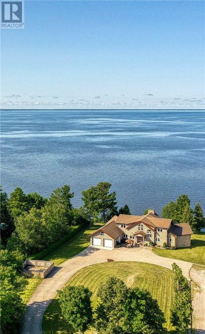 134 Promenade Du Lac, House other with 3 bedrooms, 4 bathrooms and null parking in Sturgeon Falls ON | Image 3