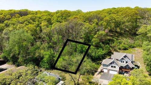 636 Oakwood St S, Bayport, MN, 55003-1405 | Card Image